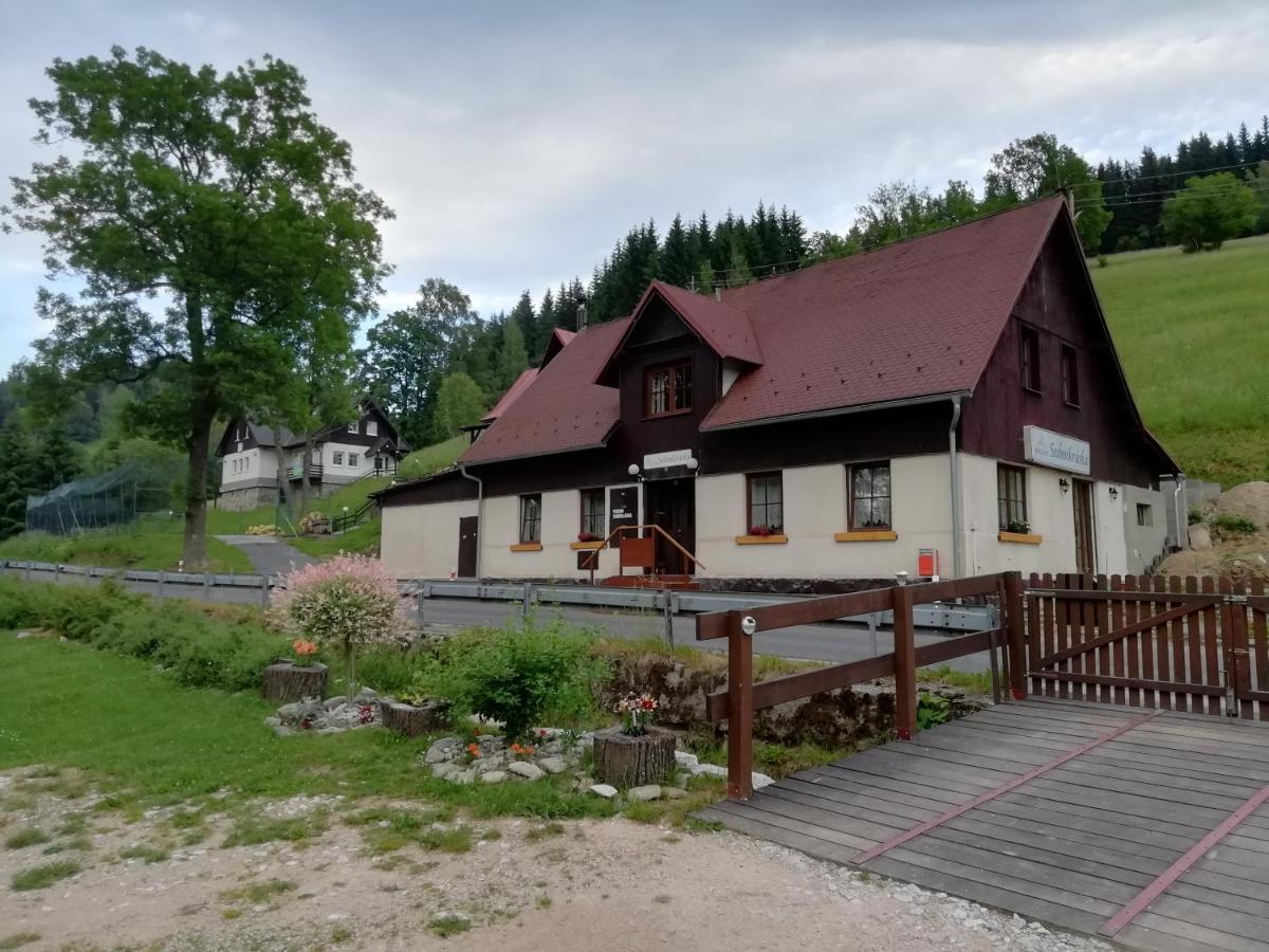 Sedmikraska Villa Horní Maršov Exterior foto